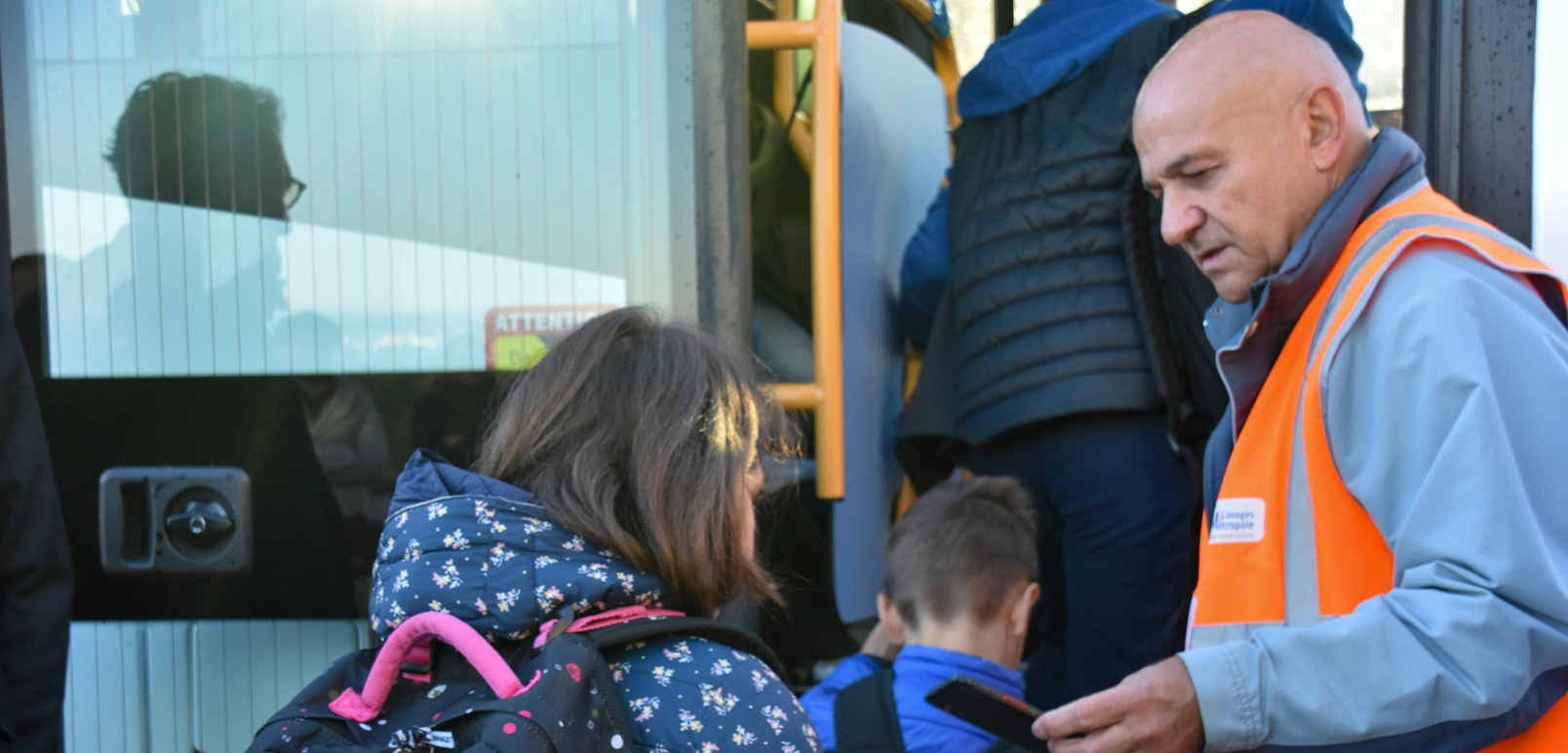 Transports scolaires : ouverture des inscriptions pour 2026-2027}
