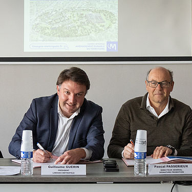 Sgnature charte singataire mas de L'age Couzeix projet de Limoges Métropole 2025