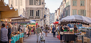 Le marché, Place des Bancs à Limoges
