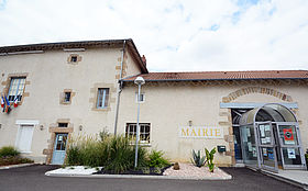 Photo de la façade de la mairie de Rilhac-Rancon.