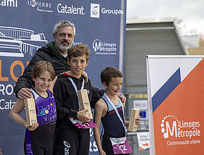 3e édition du Triathlon Limoges Métropole, podium enfants - Agrandir l'image (fenêtre modale)