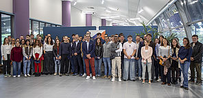 Photo de groupe des apprentis de Limoges Métropole et de leurs tuteurs