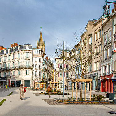 image actualité inauguration de la Place des Bancs Limoges 